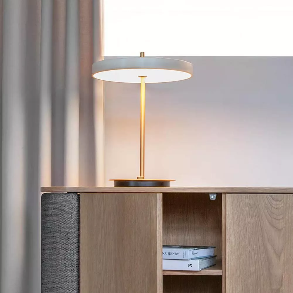 Umage Asteria Pearl White Table Lamp